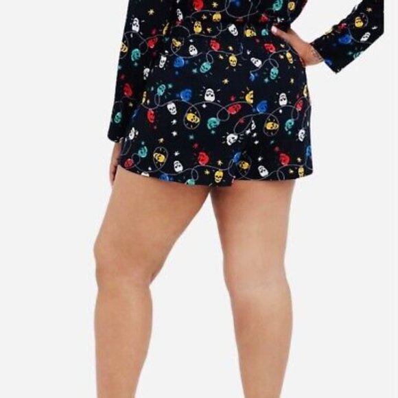 NWT TORRID 3 3X Plus Size Christmas Holiday Pajamas Set Lights Skulls Top Shorts - Picture 5 of 11